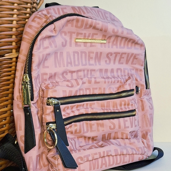 Steve Madden Handbags - NWOT Steve Madden Blush Pink Logo Designer Backpack with Gold Zipper Black Trim